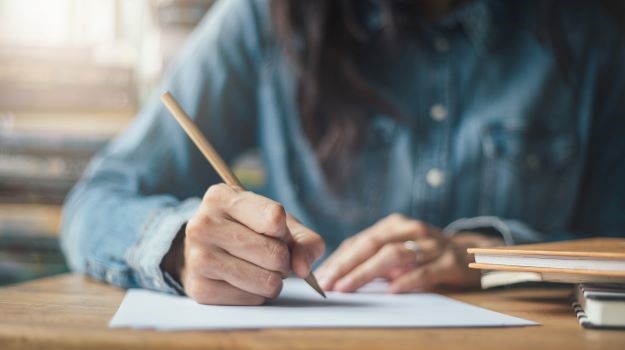 hospitalist writing contest